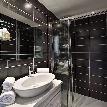 Glossy Heliopolis Ab 325 - 2 Personnes * Agde