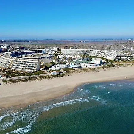 Glossy Heliopolis Ab 325 - 2 Personnes Apartman *